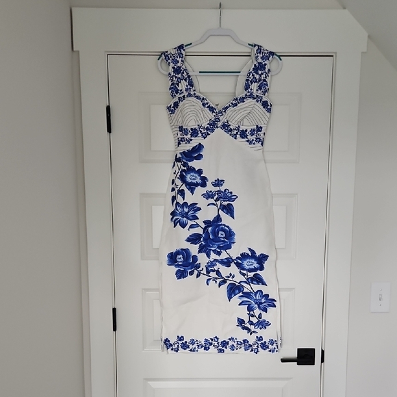 Farm Rio Dress - Picture 3 of 13